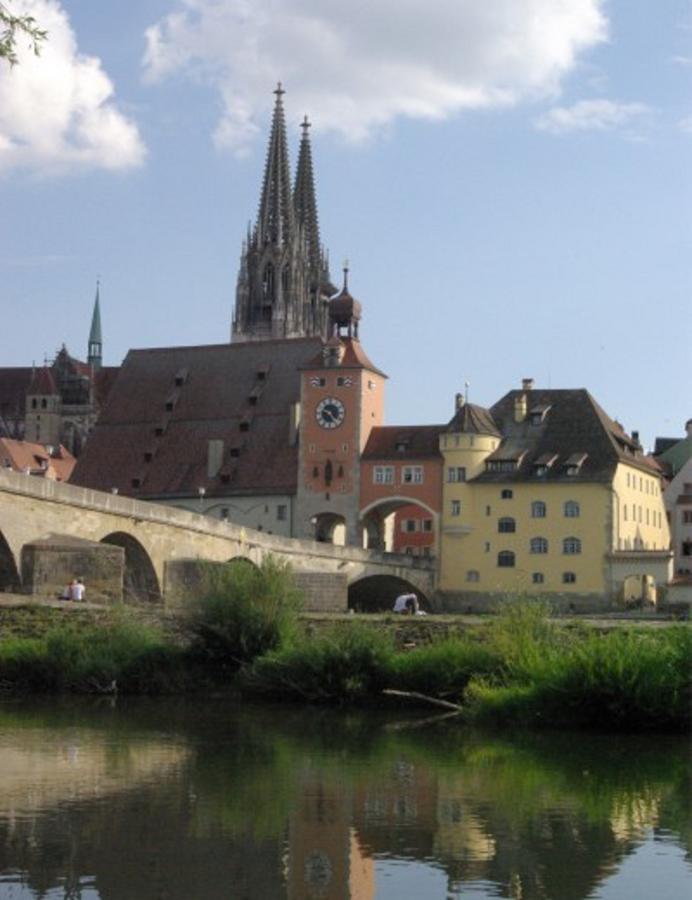 Aufhauser Hof Regensburg Exterior photo